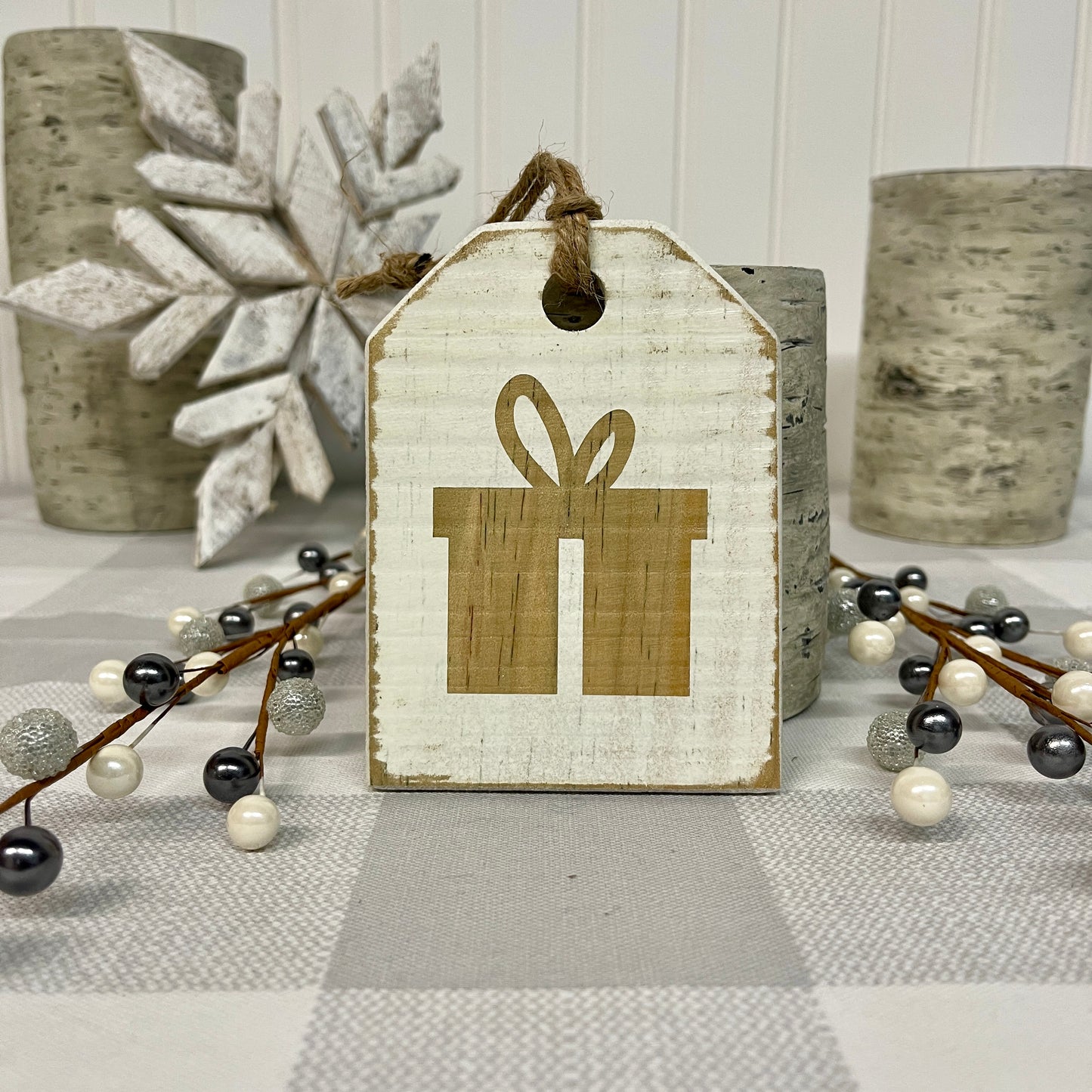 Pallet Wood Christmas Ornaments - O Christmas Tree