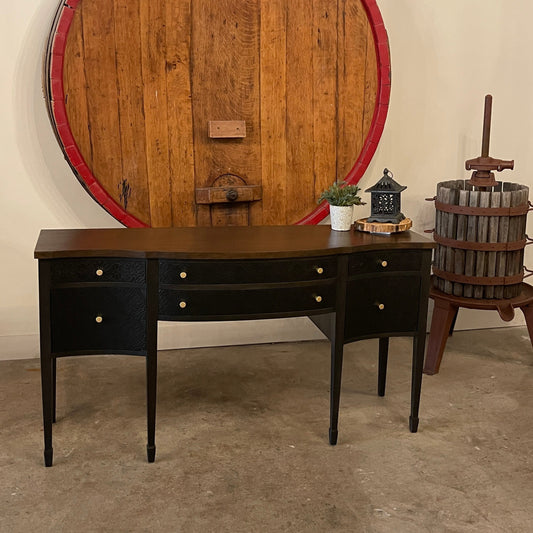 Black curved sideboard bar