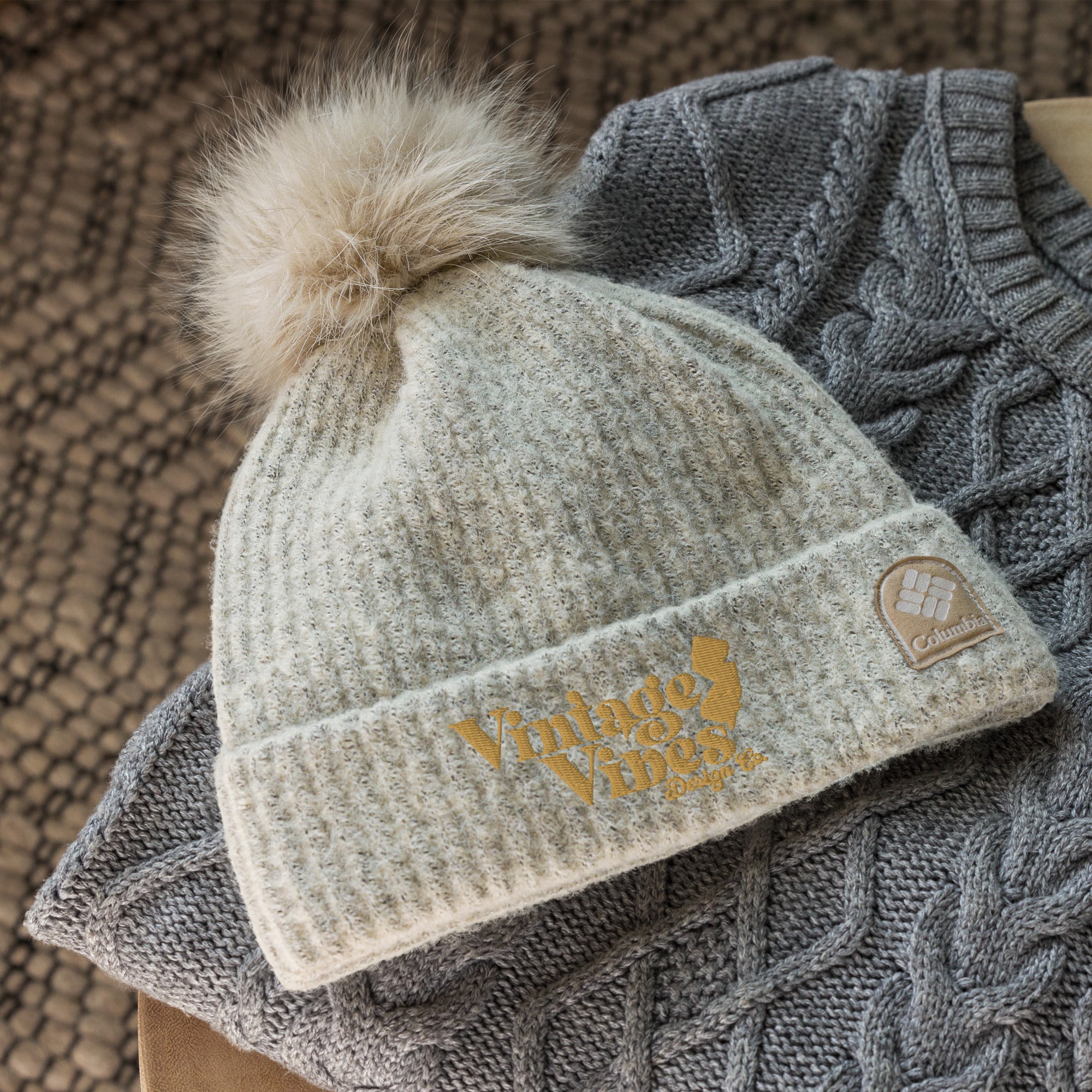 Columbia pom-pom beanie
