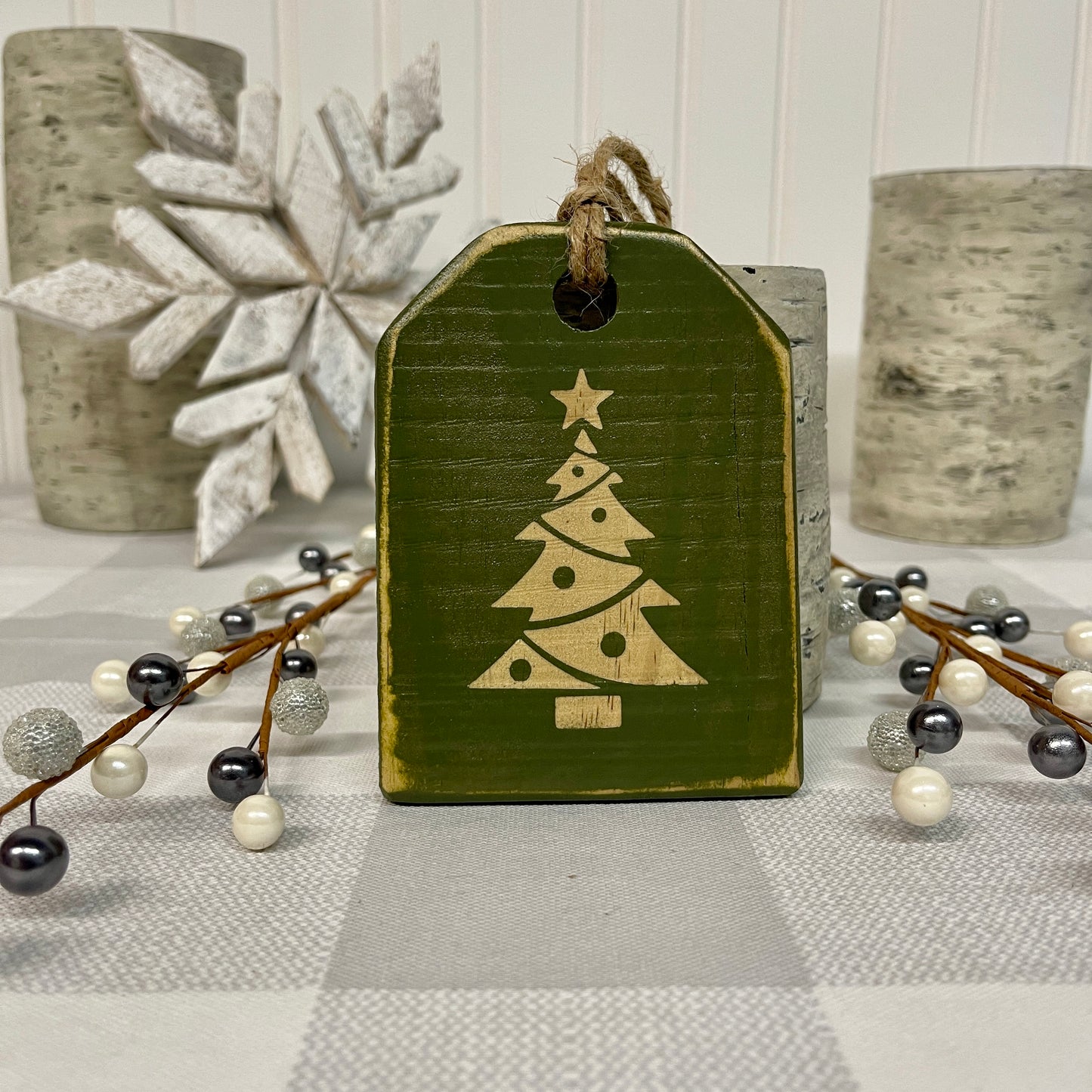 Pallet Wood Christmas Ornaments - Festive