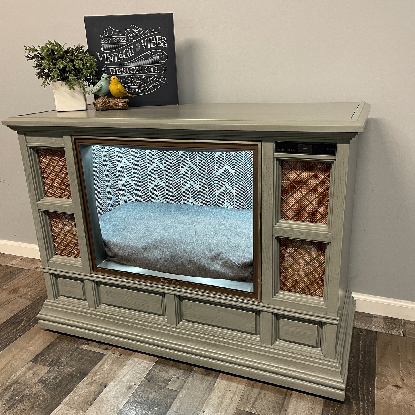 Vintage TV Cabinet Pet Bed - Sage Gray