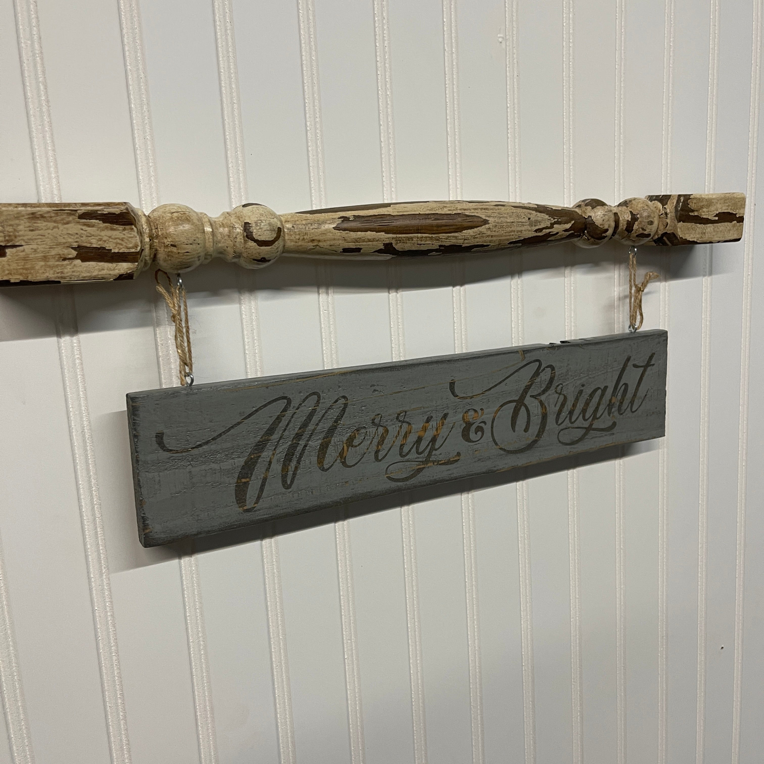 Christmas Wooden Spindles Signs
