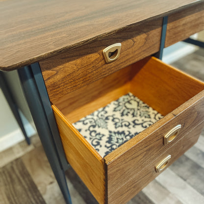 MCM Desk